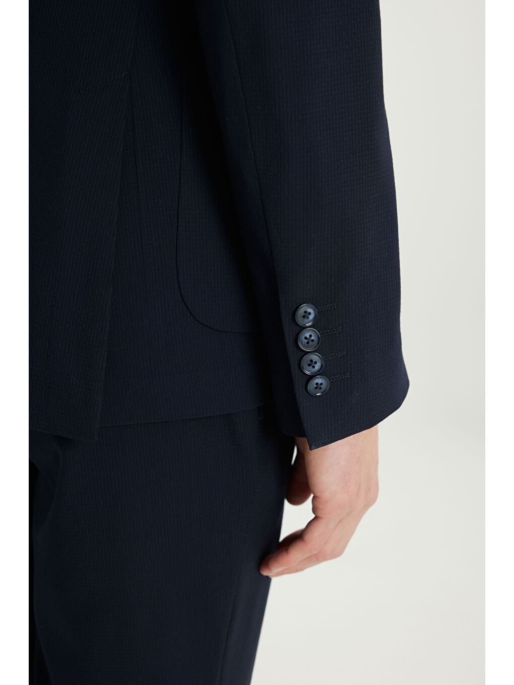 Erkek Lacivert Slim Fit Dar Kesim Mono Yaka Gofre Desenli Torba Cepli Takım Elbise-6