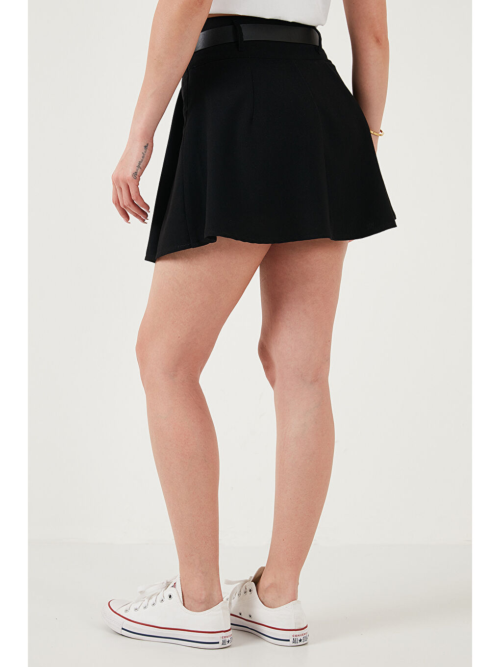 Siyah Kemerli Pileli Regular Fit Yüksek Bel Şort Etek 5866292-6