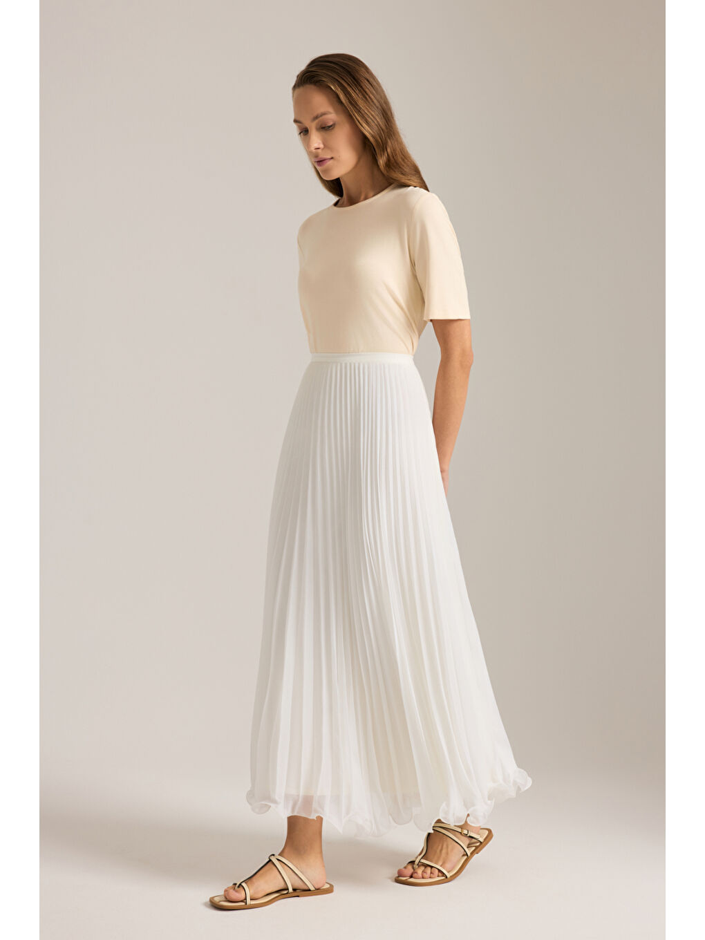 Ekru Etek Ucu Misinalı Piliseli Etek