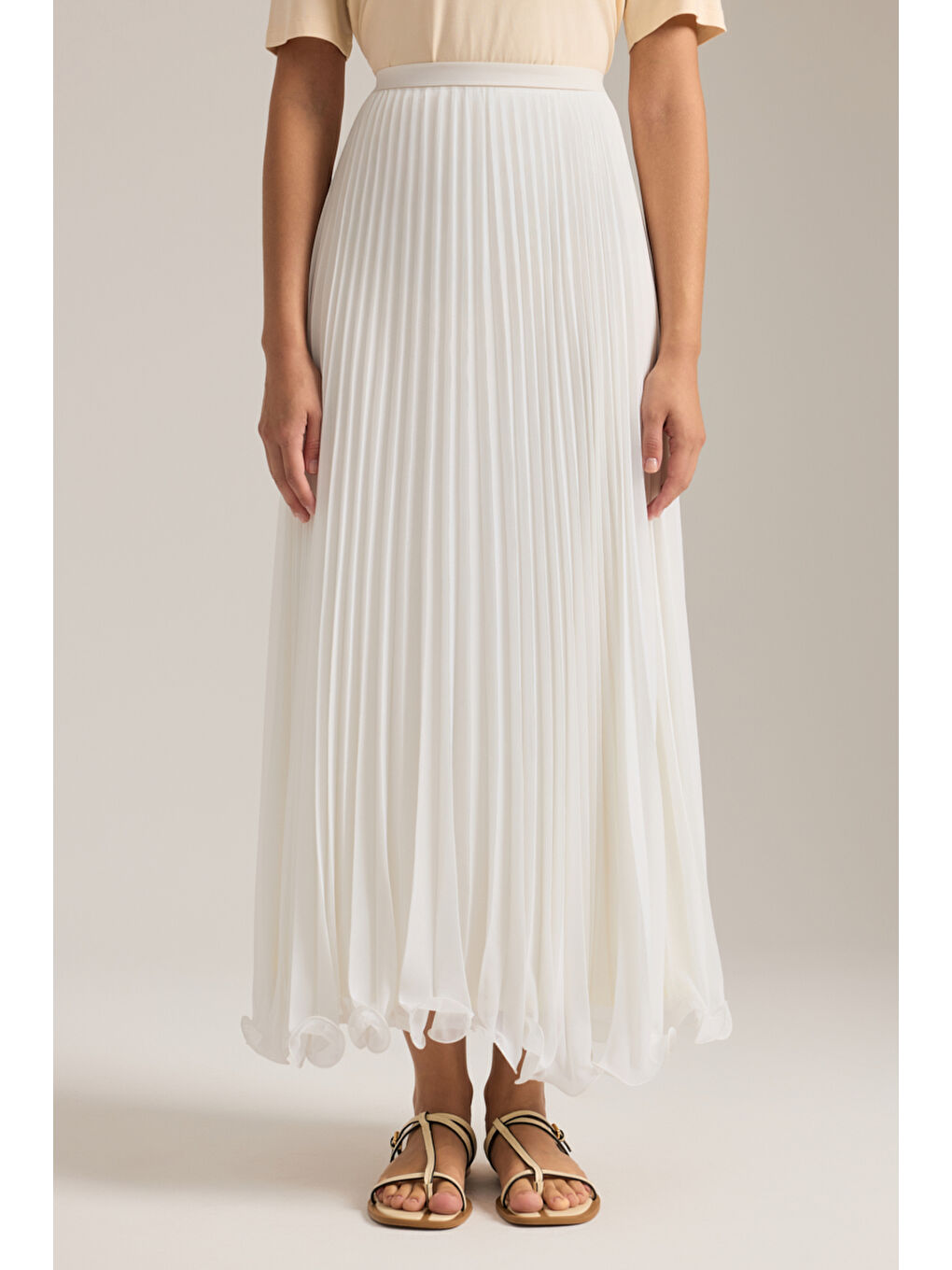 Ekru Etek Ucu Misinalı Piliseli Etek-2