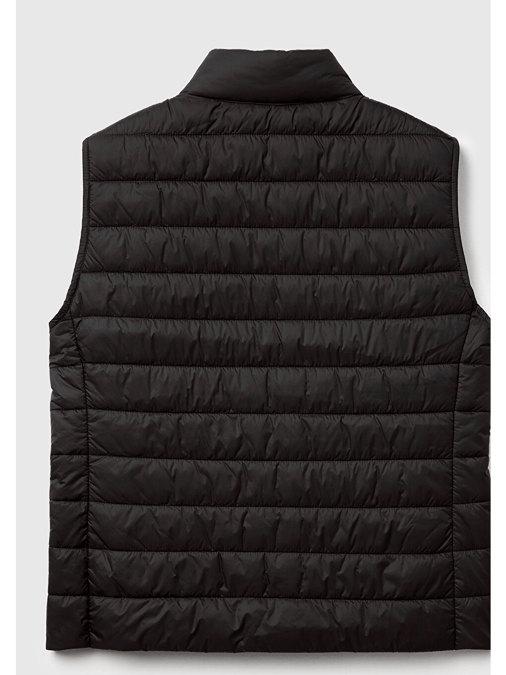 Kadın Siyah Polyester Dolgulu Fermuarlı Slim Fit Pufa Yelek-3