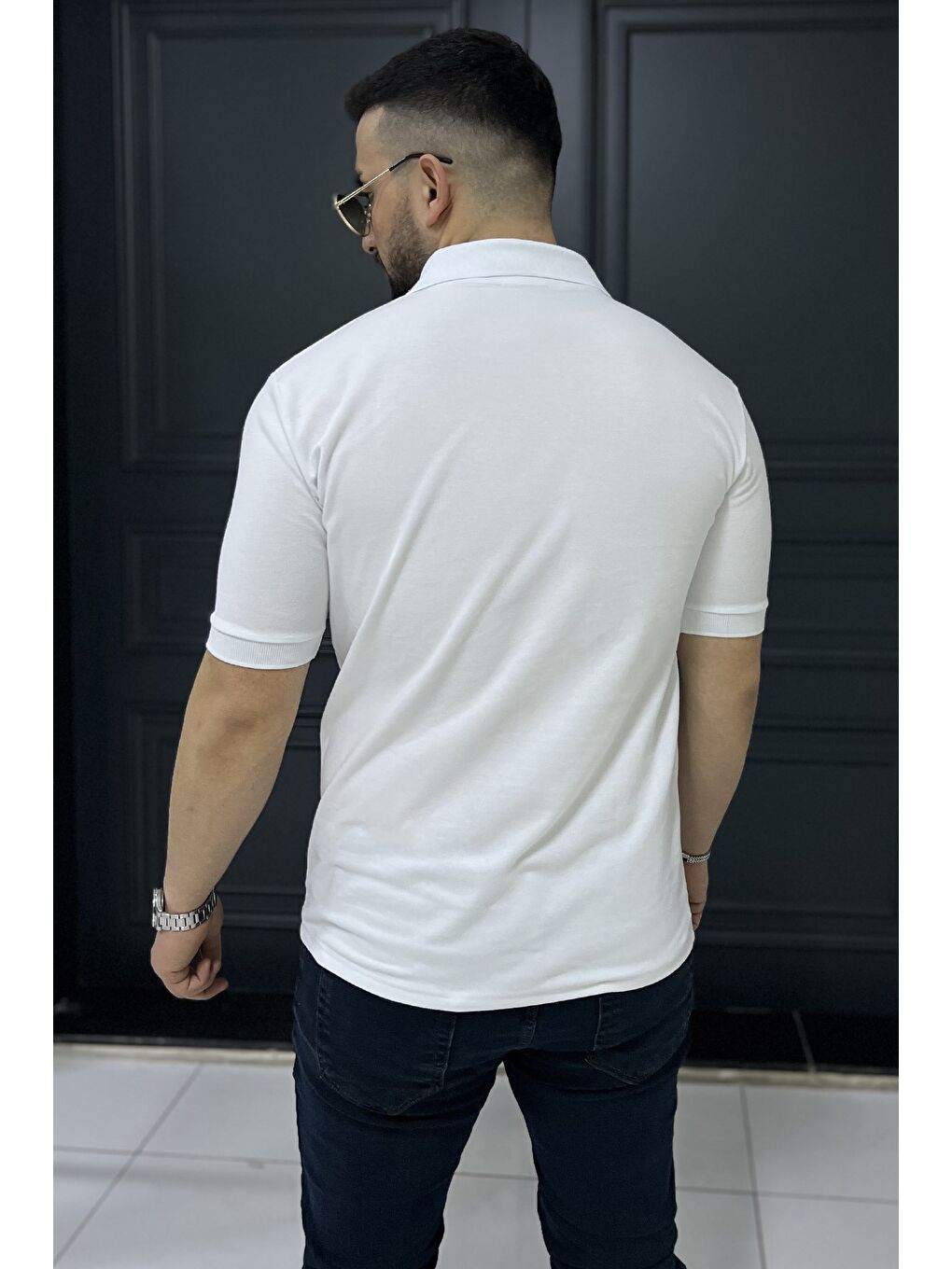 Beyaz Polo Yaka Yarım Düğmeli Erkek Tişört-2