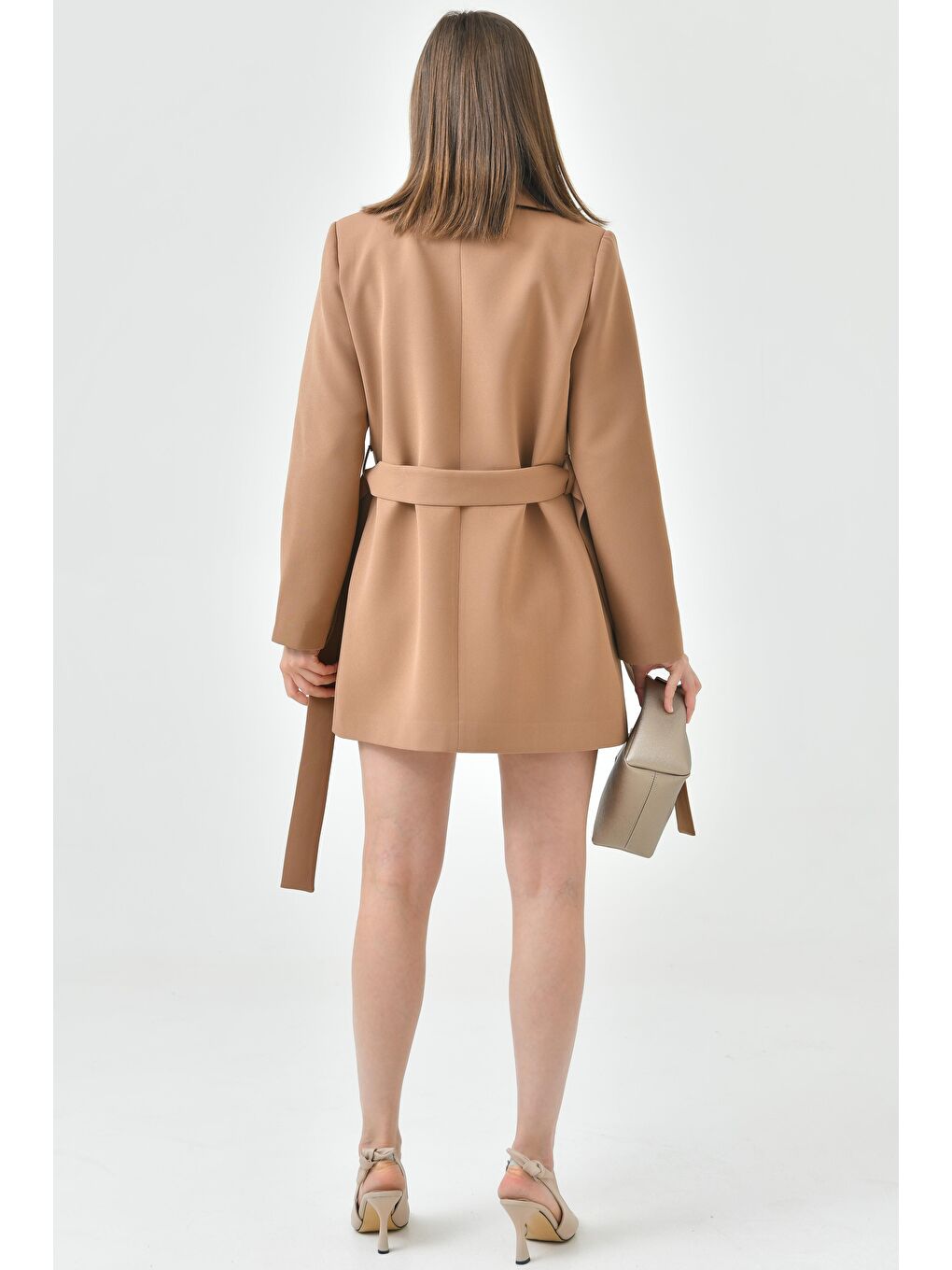 Kahverengi Kamel Kadın Tek Düğmeli Dokuma Kruvaze Blazer Ceket - Kuşaklı-6