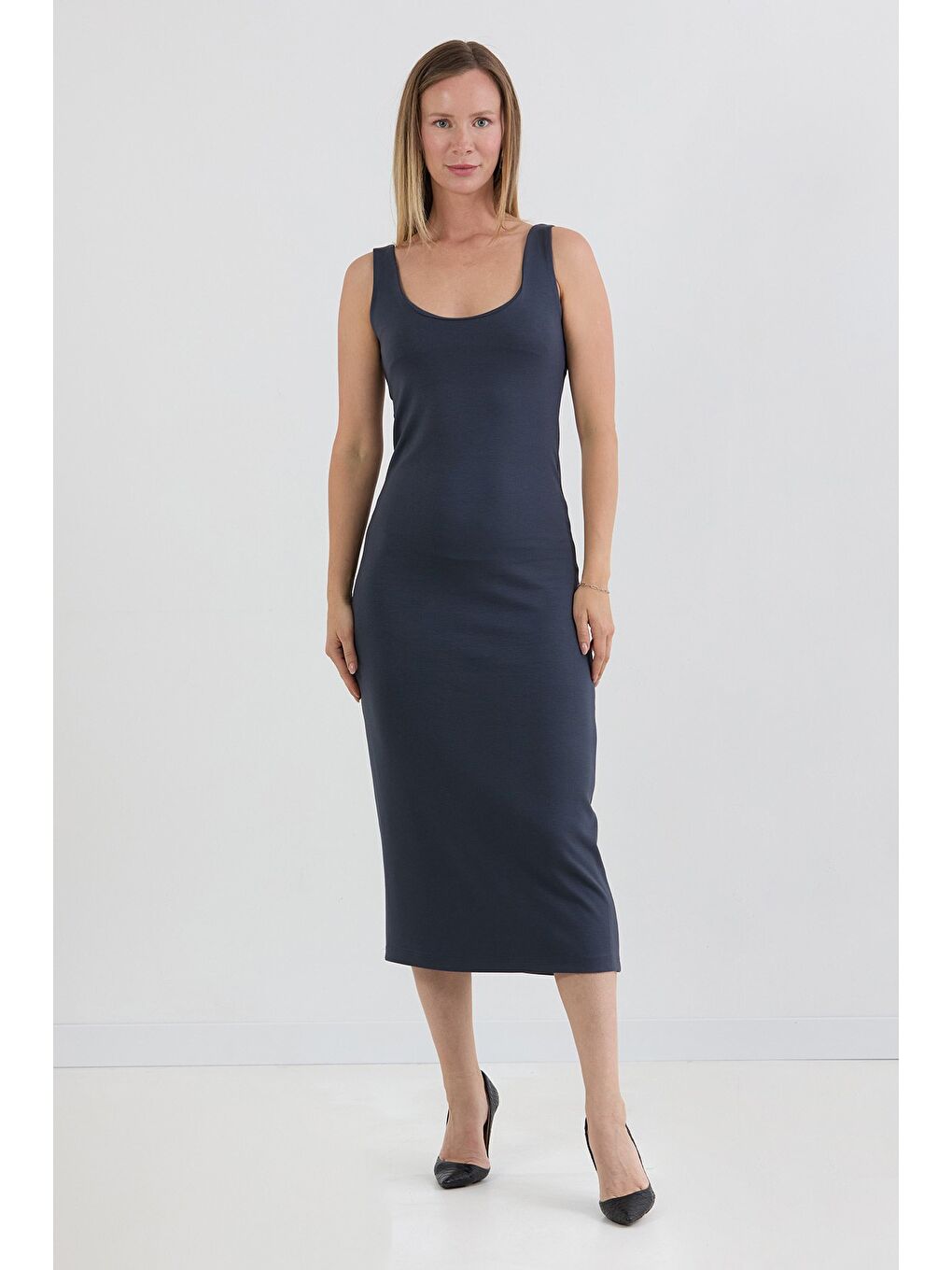 Antrasit Basic Kalın Askılı Salaş Modal Elbise-1