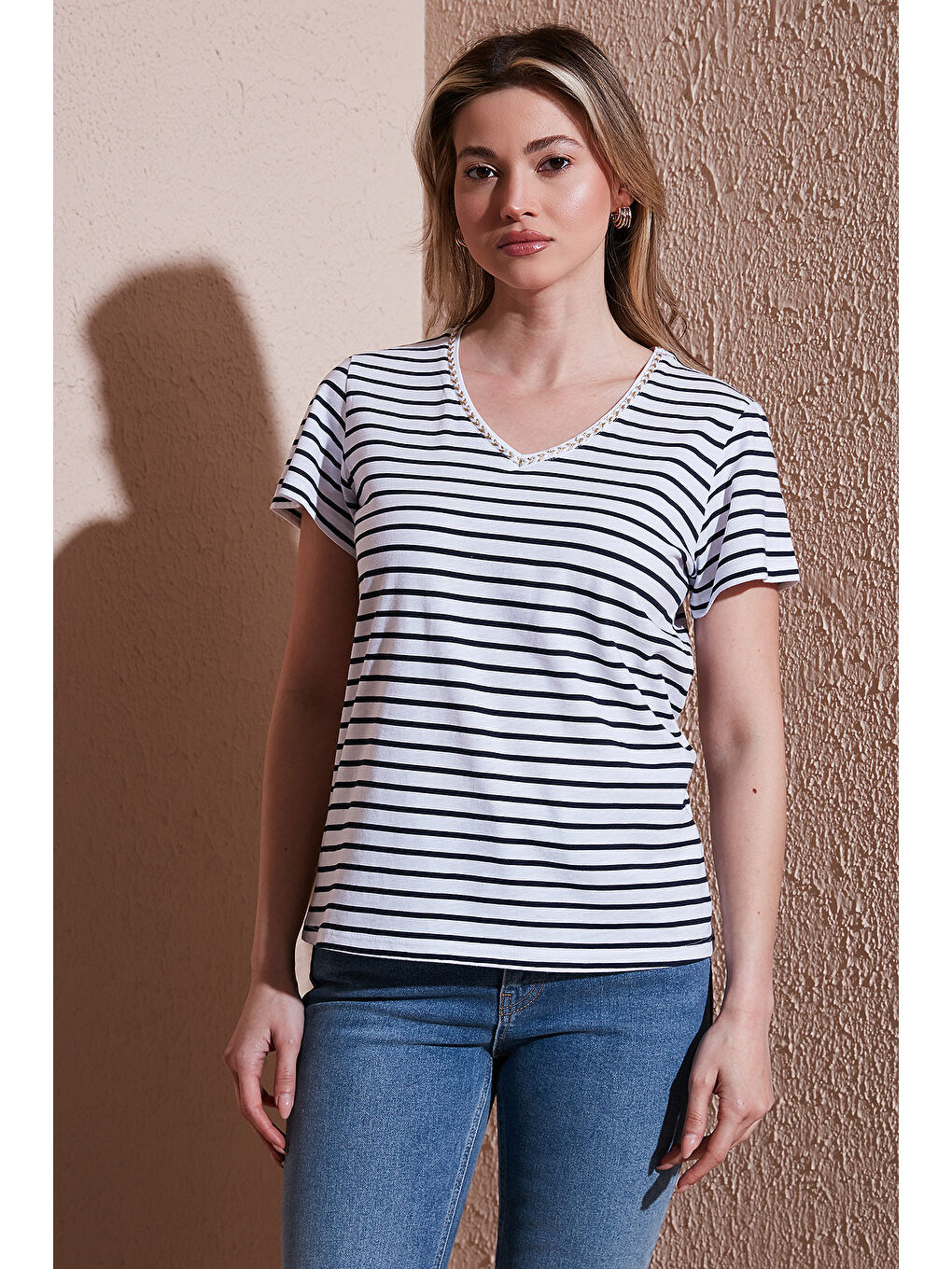 Lacivert % 100 Pamuk Regular Fit V Yaka T Shirt 25Y0478K1-2