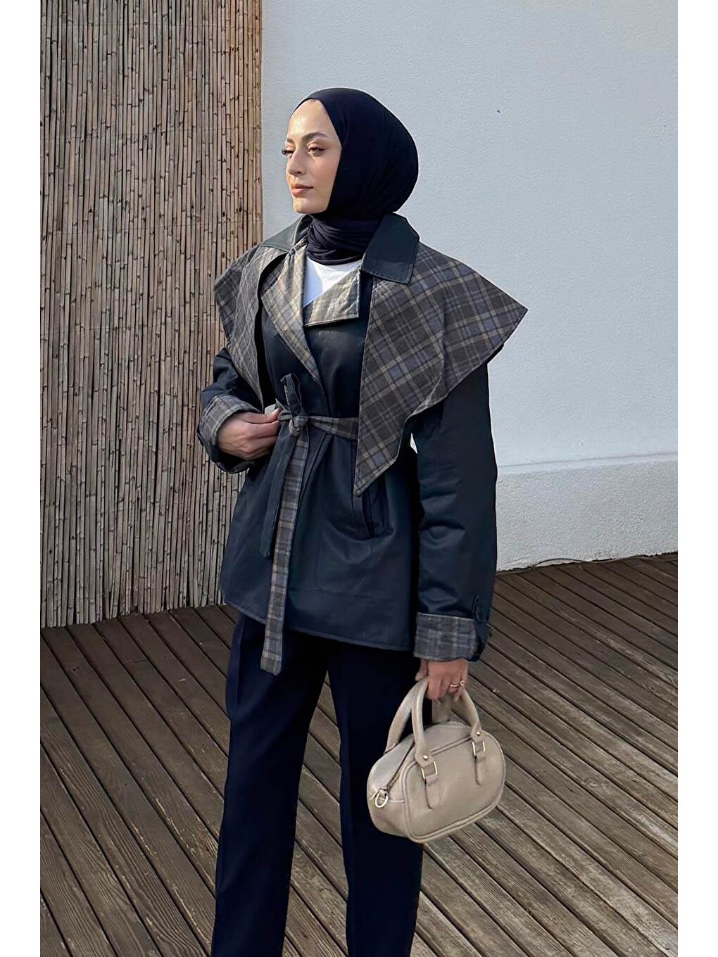 Ekose Yaka Bağlama Detaylı Mont Lacivert-1