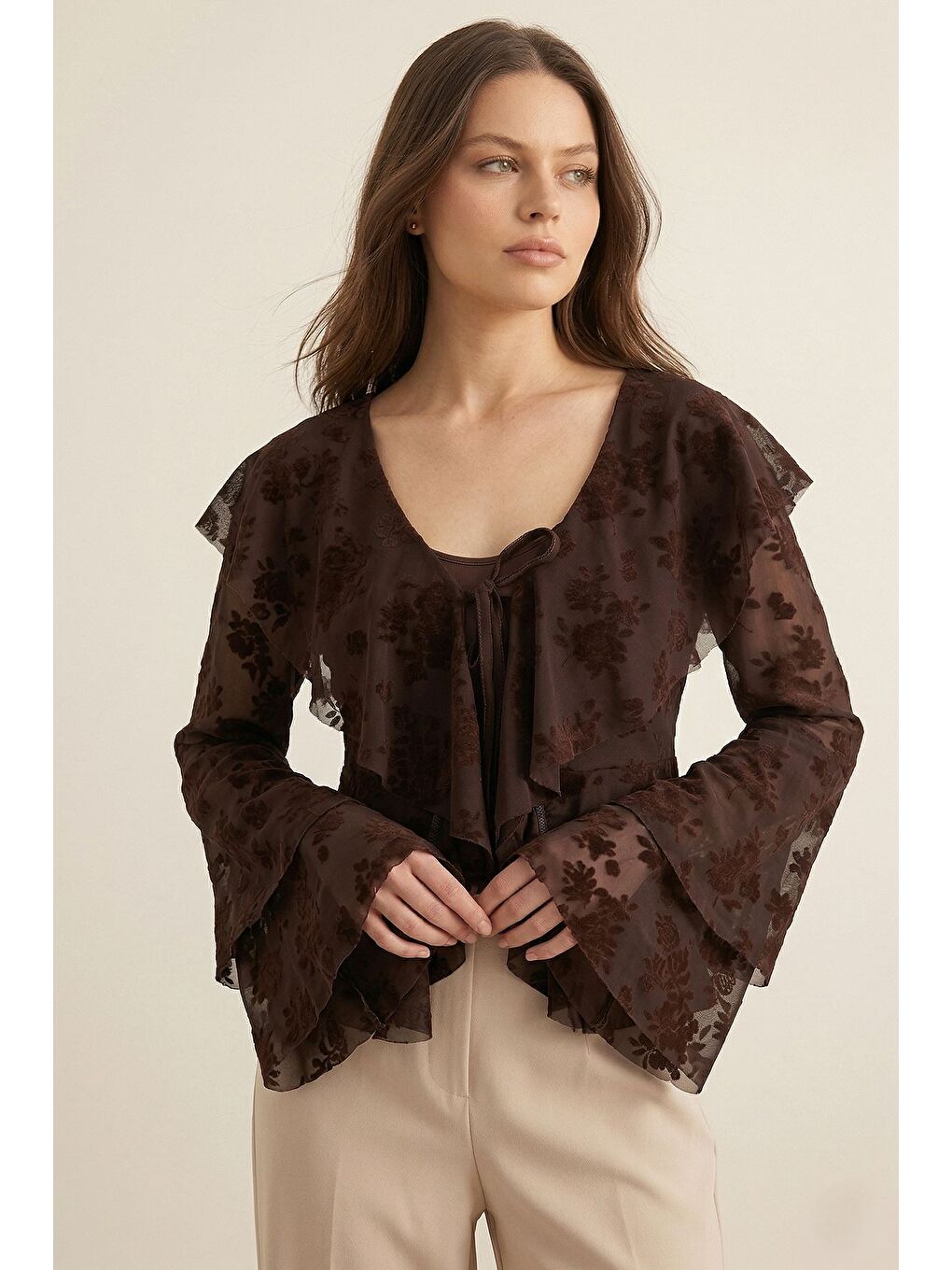 Kahverengi Kadın Atlet Kombinli Ön Bağlamalı Güpürlü Bluz-1