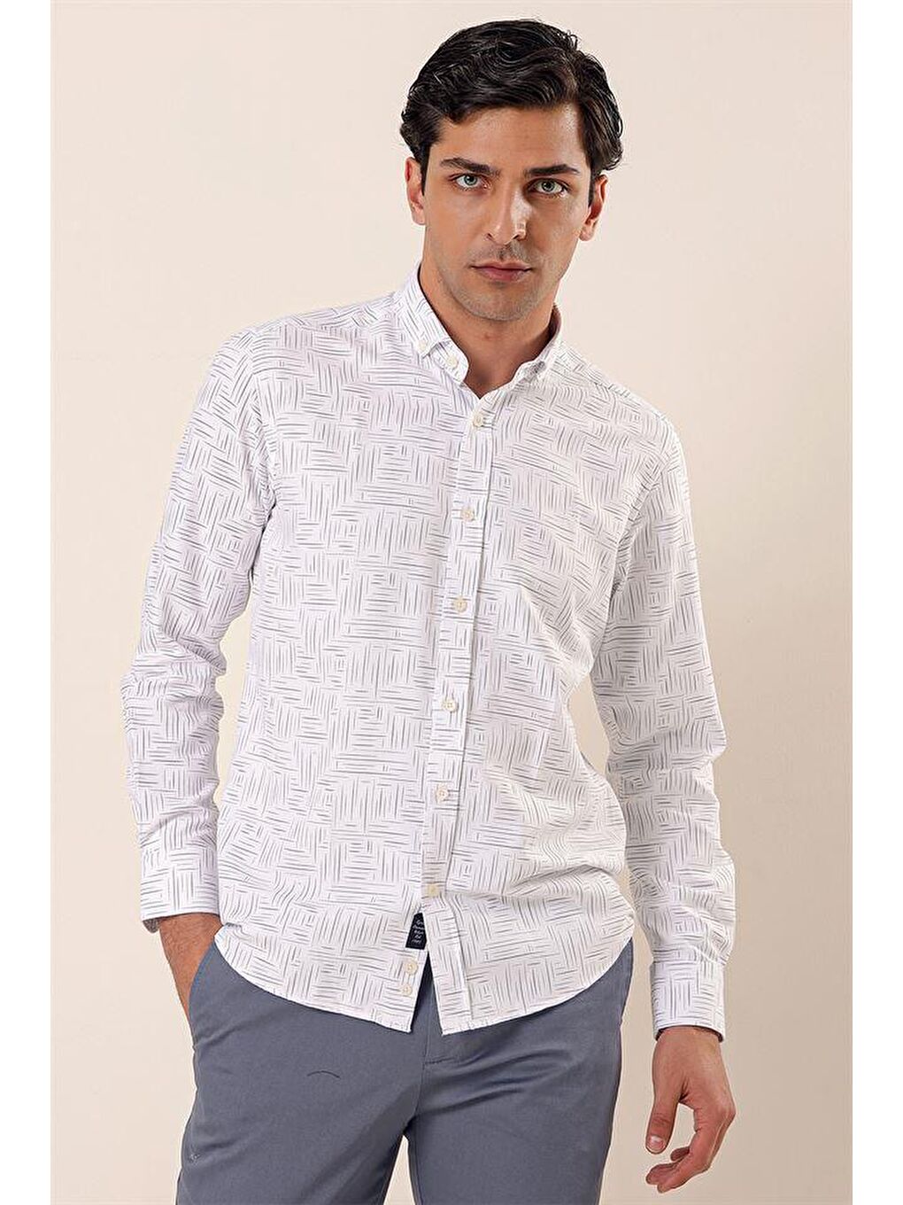 Beyaz Uzun Kollu  Oxford Cepsiz Pamuklu Klasik Slim Fit Dar Kesim Gömlek 1004230170-2