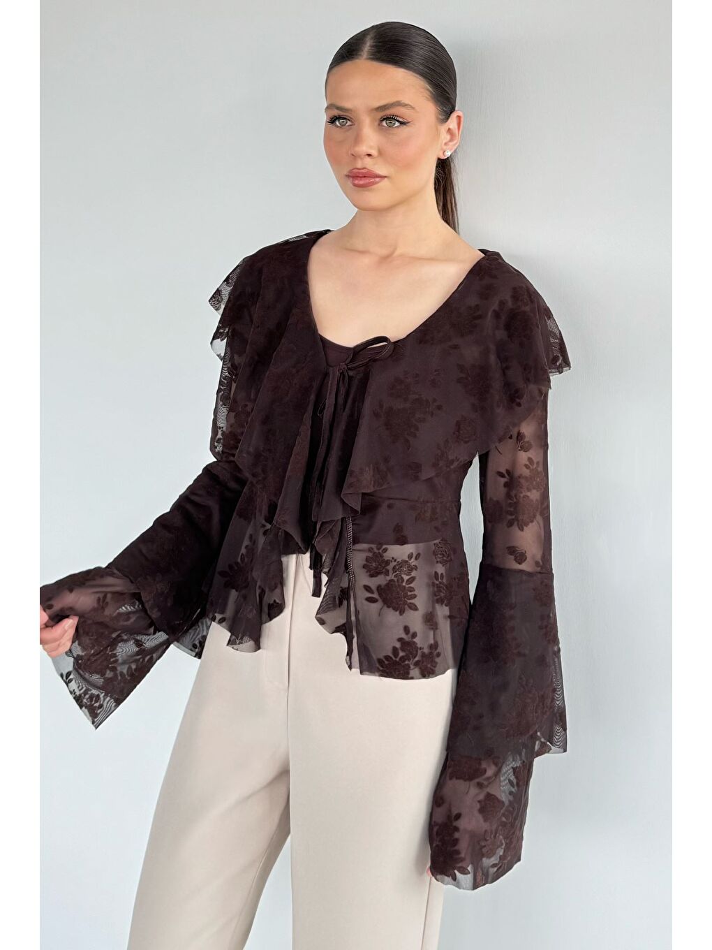 Kahverengi Kadın Atlet Kombinli Ön Bağlamalı Güpürlü Bluz-4