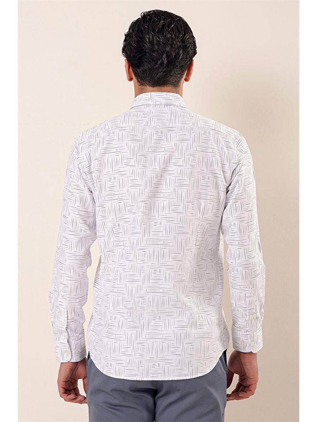 Beyaz Uzun Kollu  Oxford Cepsiz Pamuklu Klasik Slim Fit Dar Kesim Gömlek 1004230170-4