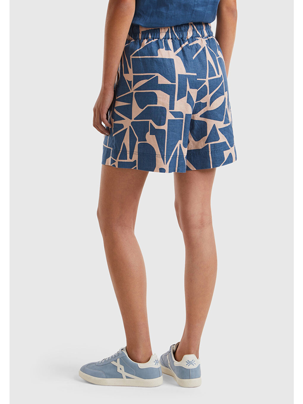 Kadın Lacivert %100 Keten Tamamı Desenli Beli Bağlamalı Şort-2