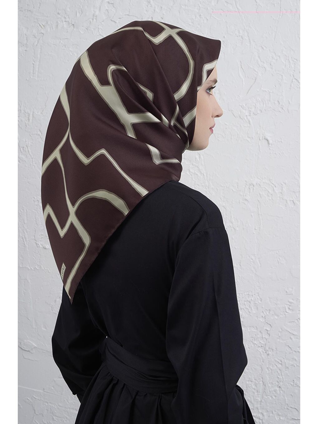 Kahverengi Saf İpek Sura Eşarp 9441D 04-1