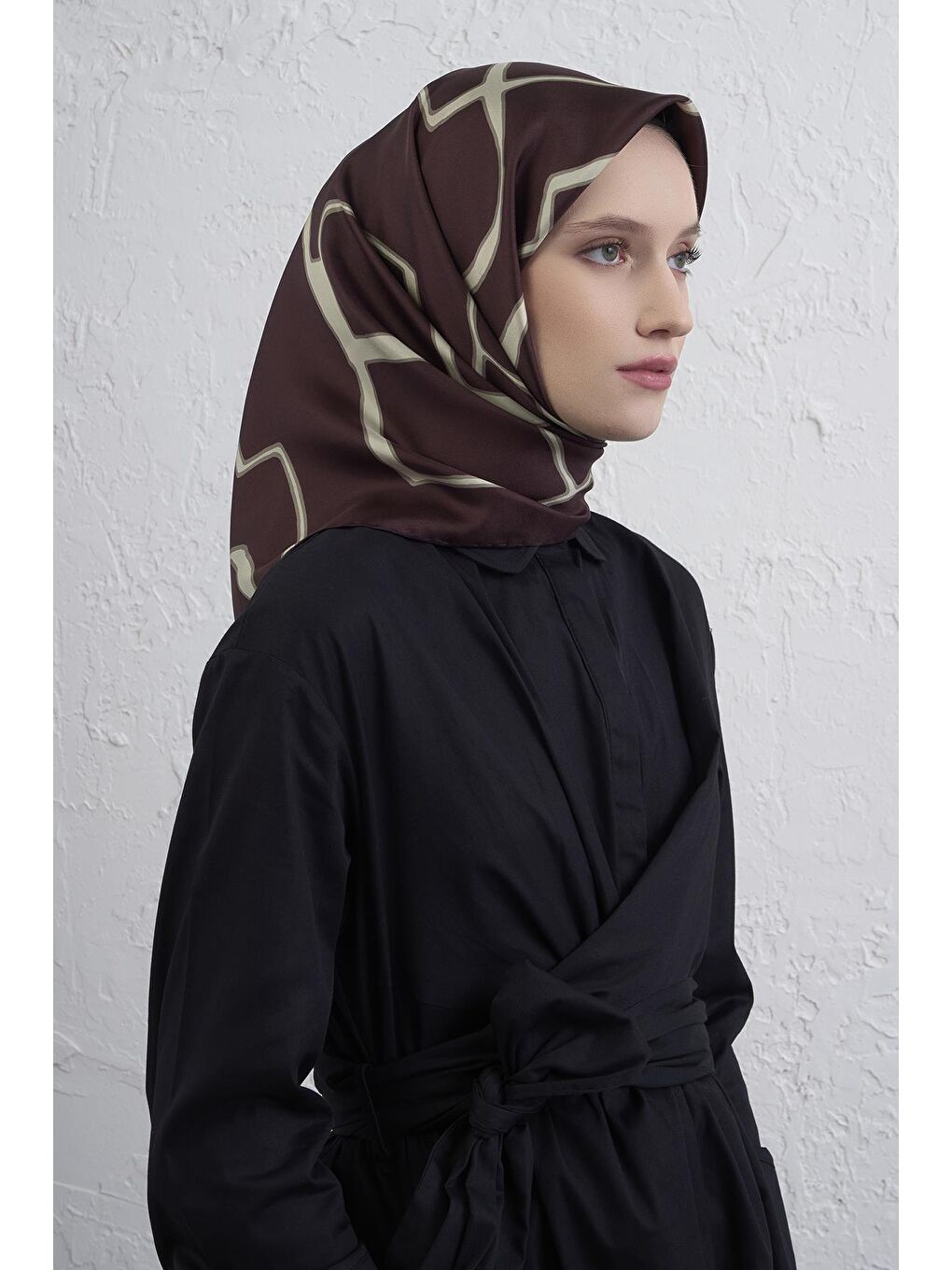 Kahverengi Saf İpek Sura Eşarp 9441D 04-2