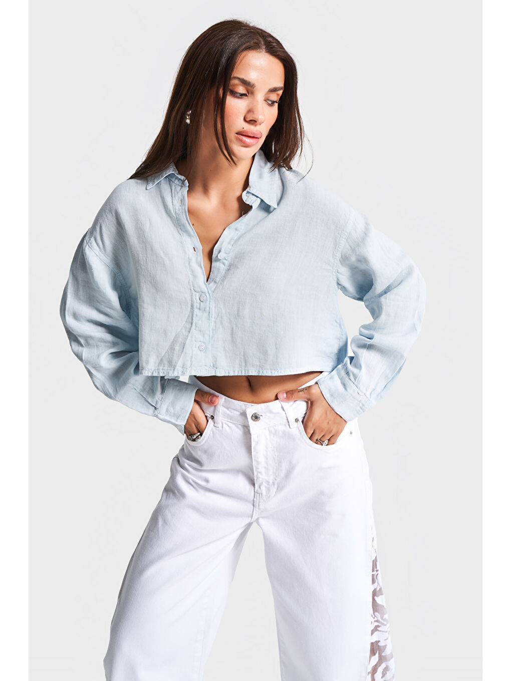 Kadın Bebe Mavisi 6s5-103 Organik Keten Kumaş Crop Fit Oversize Gömlek-4