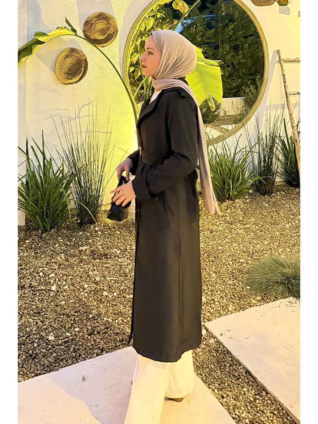 Kuşaklı Omuz Apoletli Trençkot Siyah-1