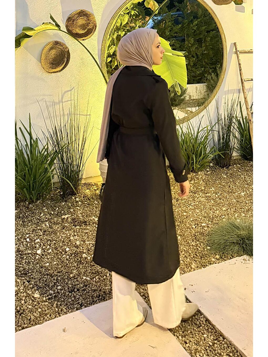 Kuşaklı Omuz Apoletli Trençkot Siyah-3