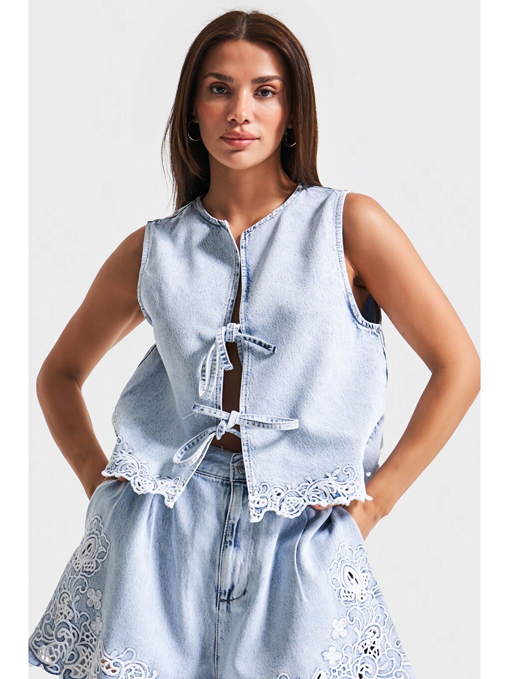 Mavi Kadın Snow Jean Rengi 3s5-3 Viskon Pamuk Kumaş Bağcık Dantel Detaylı Sıfır Kol Tasarım Denim Yelek-4