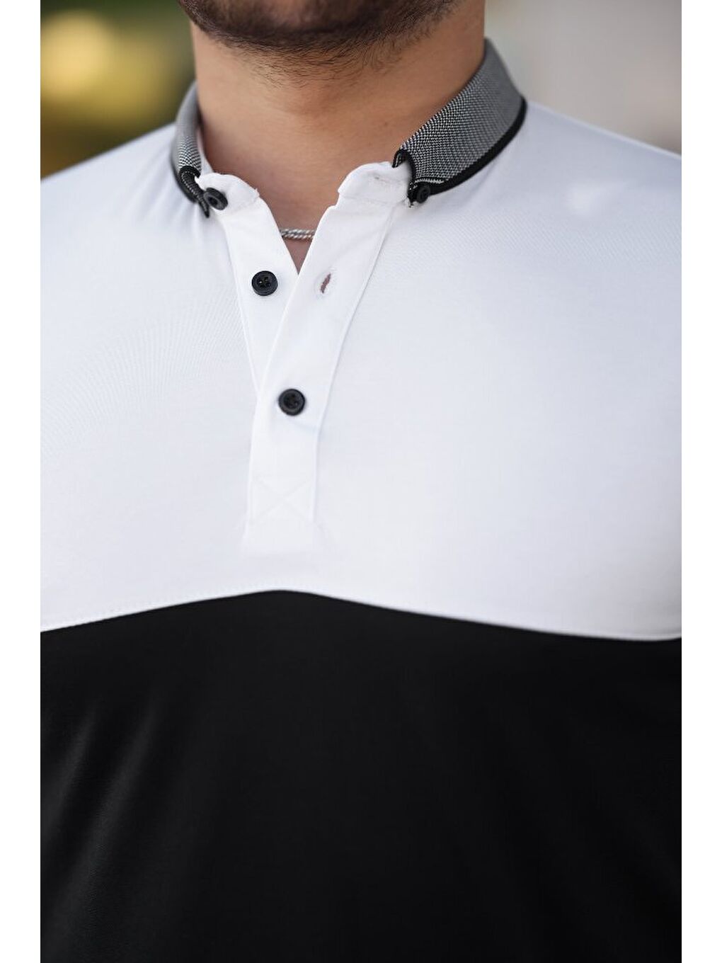 Siyah Erkek Yakalı Çift Renk Kısa Kollu Tişört-2