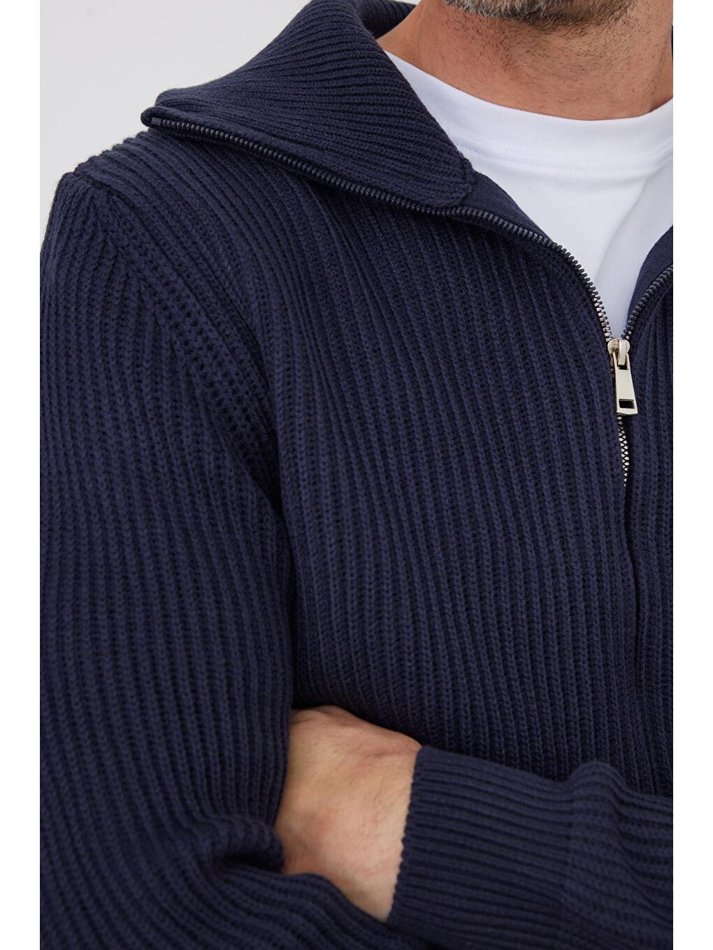 Erkek Slim Fit Dik Yaka Fermuarlı Lacivert Düz Hırka-2