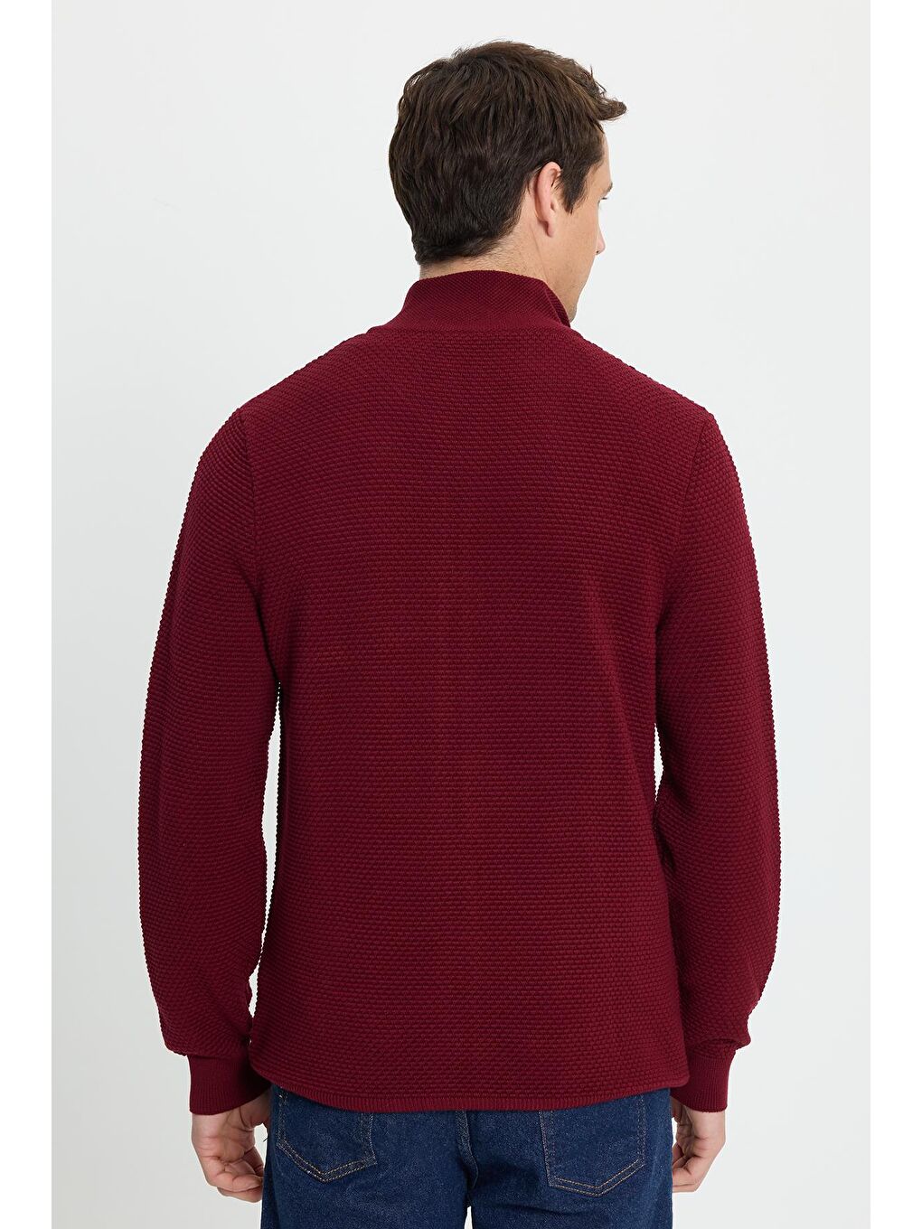 Erkek Standart Fit Normal Kesim Desenli Yarım Balıkçı Yaka Fermuarlı Bordo Hırka-7