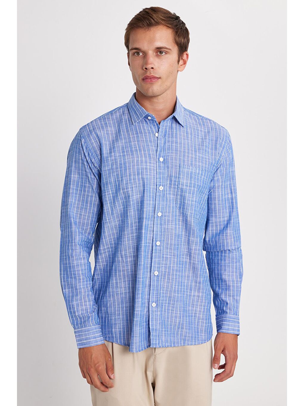 Erkek Regular Fit Klasik Kesim Uzun Kollu %100 Pamuk Keten Doku Tek Cepli Lacivert Çizgili Gömlek-3