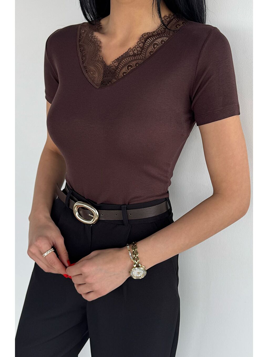 Kahverengi Kadın V Yaka Dantelli Body Bluz-2