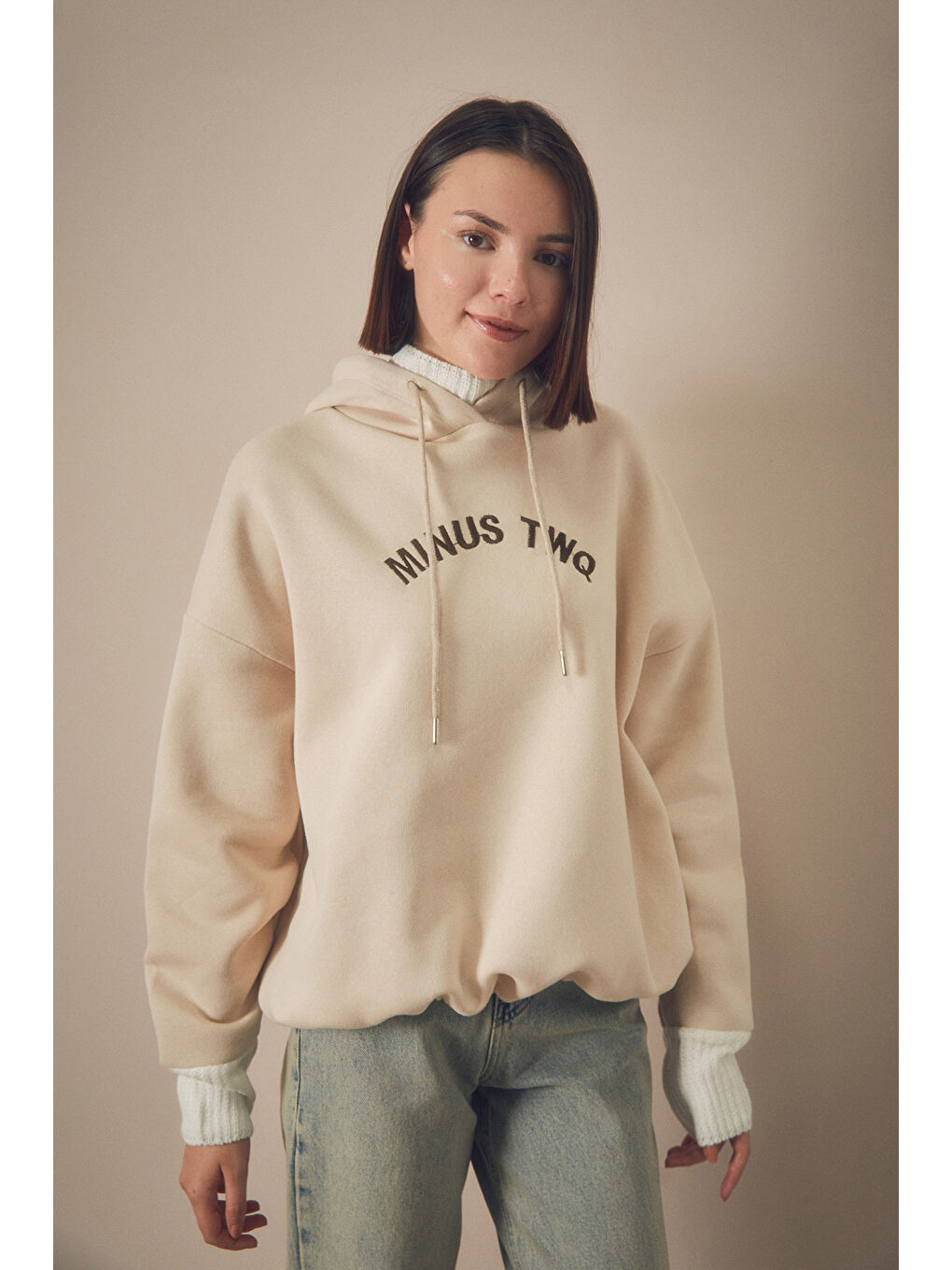 Fullamoda Bej Yazı Nakışlı Triko Detaylı Oversize Sweatshirt