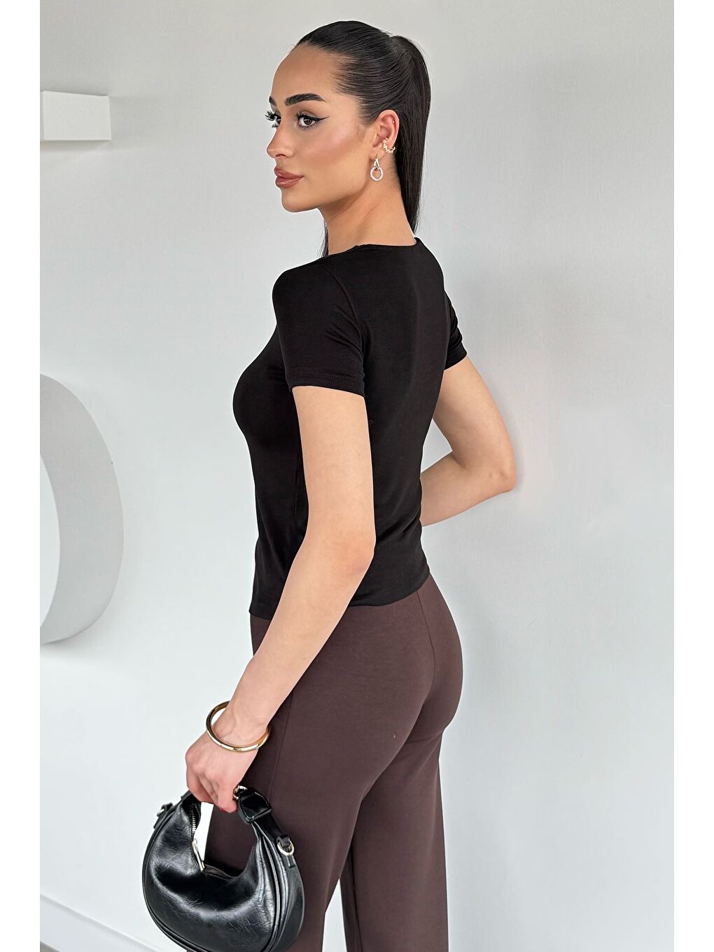 Siyah Kadın V Yaka Dantelli Body Bluz-3