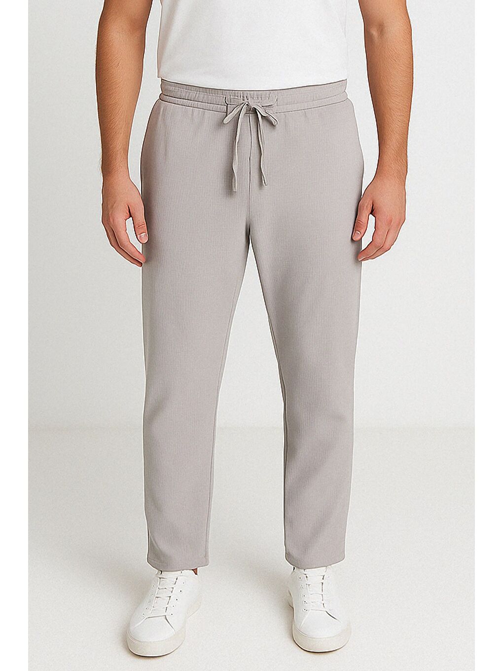 Gri Duble Paça Kendinden Desenli Bel Bağlamalı Erkek Pantolon