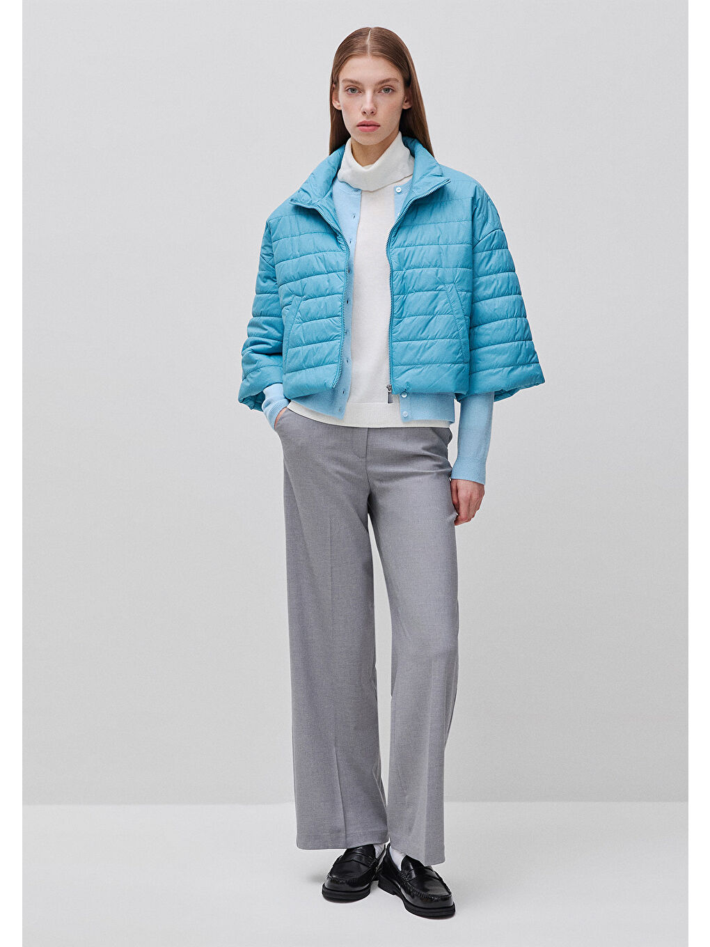 Kadın Açık Mavi Biyeli Cepli Fermuarlı Yüksek Yaka Ceket-4