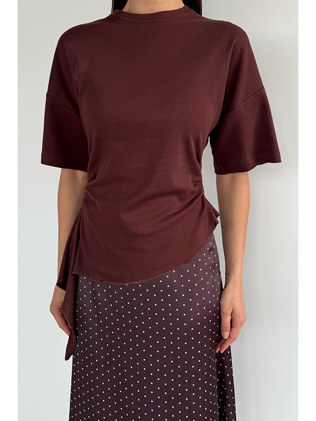 Kahverengi Kadın Bel Büzgülü Parçalı Bluz-1