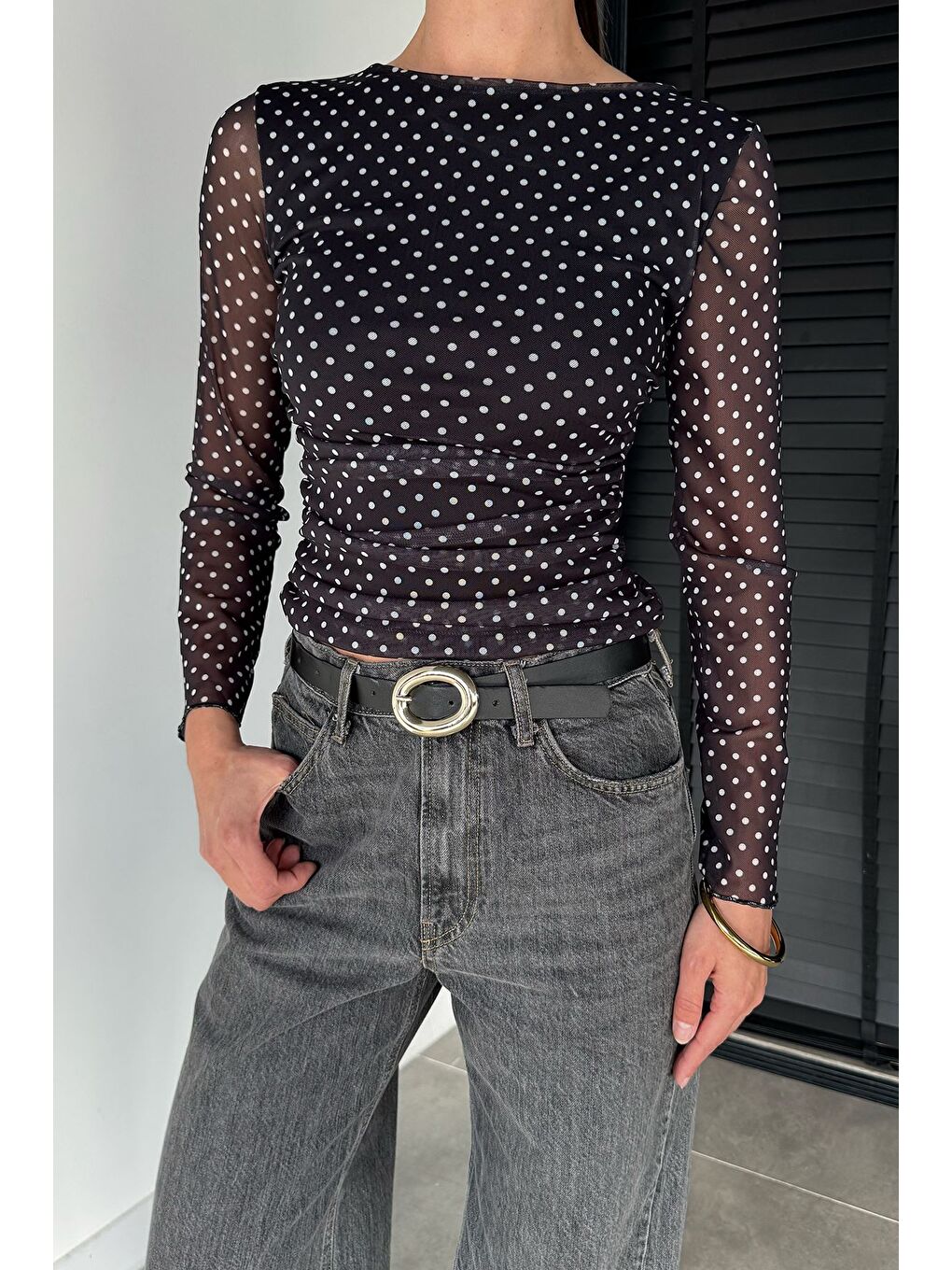Siyah Kadın Bel Büzgülü Puantiyeli Bluz-1