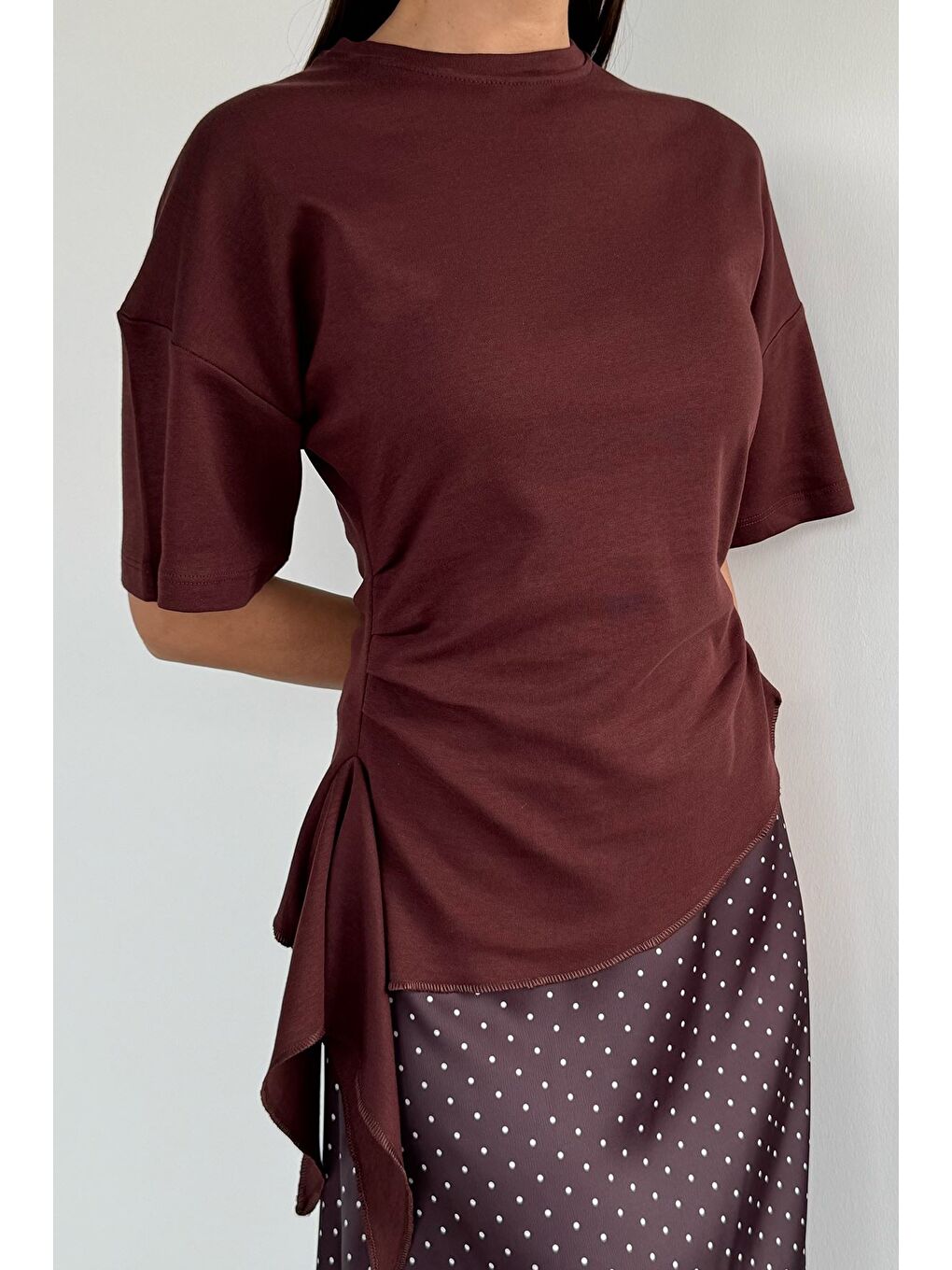 Kahverengi Kadın Bel Büzgülü Parçalı Bluz-2