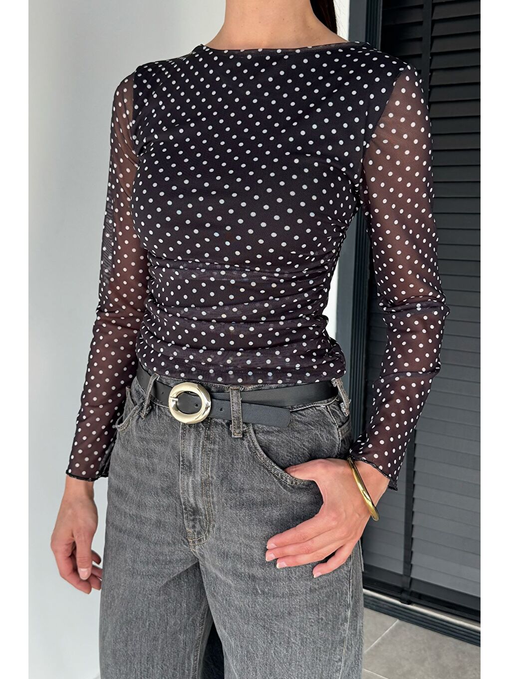 Siyah Kadın Bel Büzgülü Puantiyeli Bluz-2