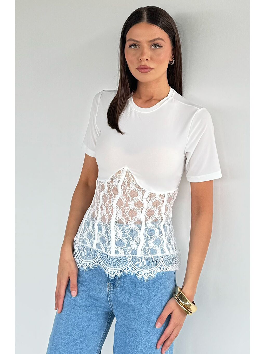 Ekru Kadın Dantelli Bluz