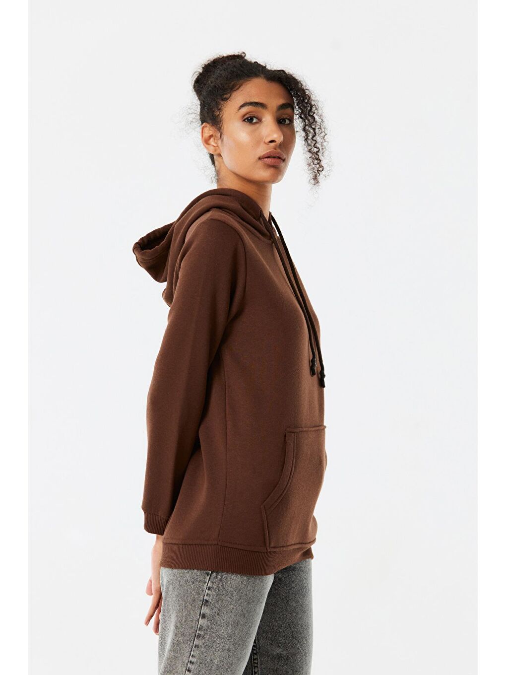 Kahverengi Kapüşonlu Kanguru Cepli Sweatshirt-2