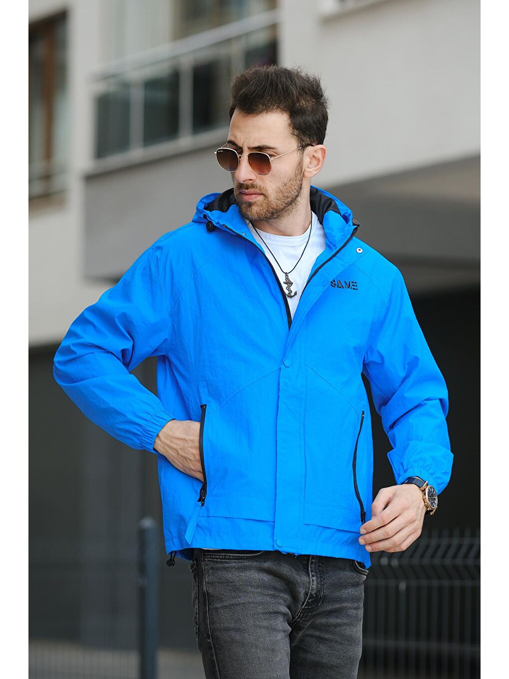 Mavi Save Baskılı Suya Dayanaklı Slim Fit Erkek Mevsimlik Mont Yağmurluk