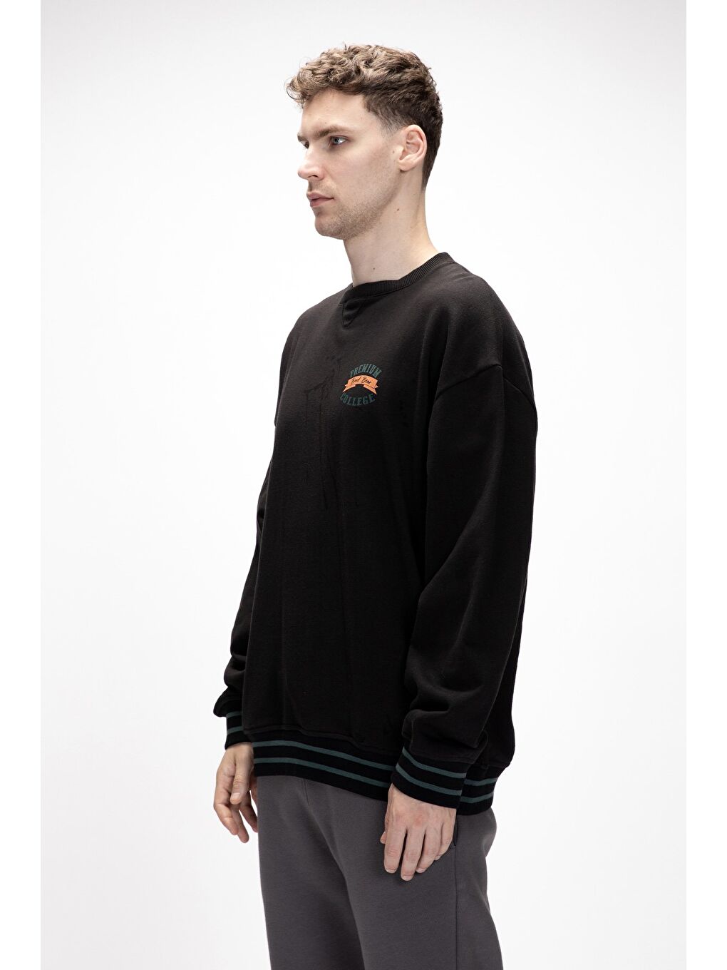 Siyah Vecna Si̇yah Oversize Erkek Baskılı Sweatshirt-1
