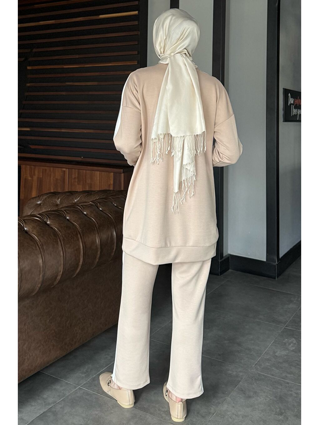 Bej Büyük Beden Renk Garnili Taş İşlemeli Tunik Pantolon Tesettür İkili Takım-7