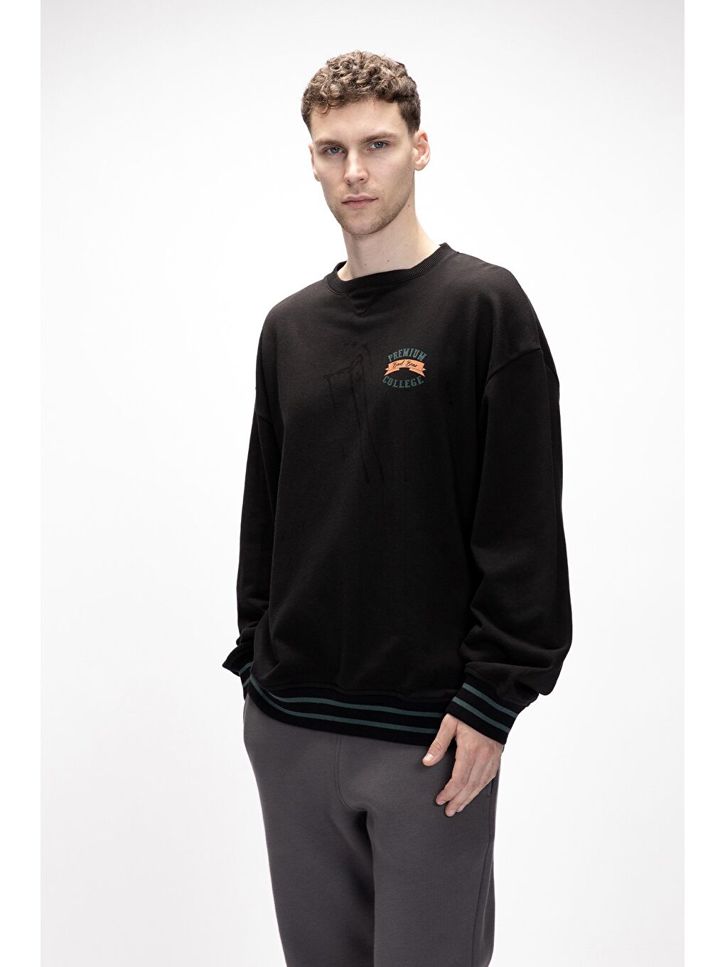 Siyah Vecna Si̇yah Oversize Erkek Baskılı Sweatshirt-4