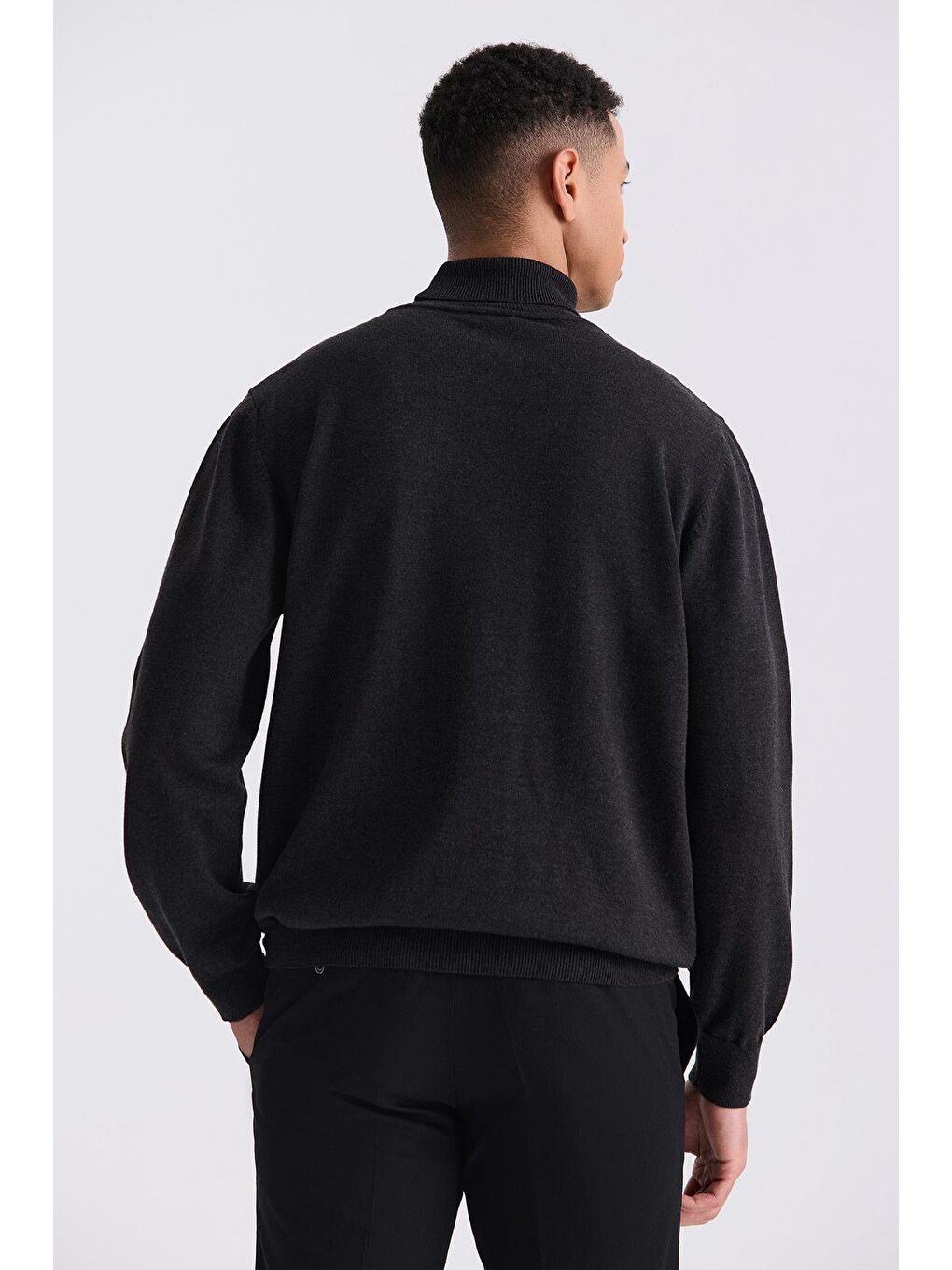 Antrasit Slim Fit Tam Balıkçı Yaka Triko Kazak-3