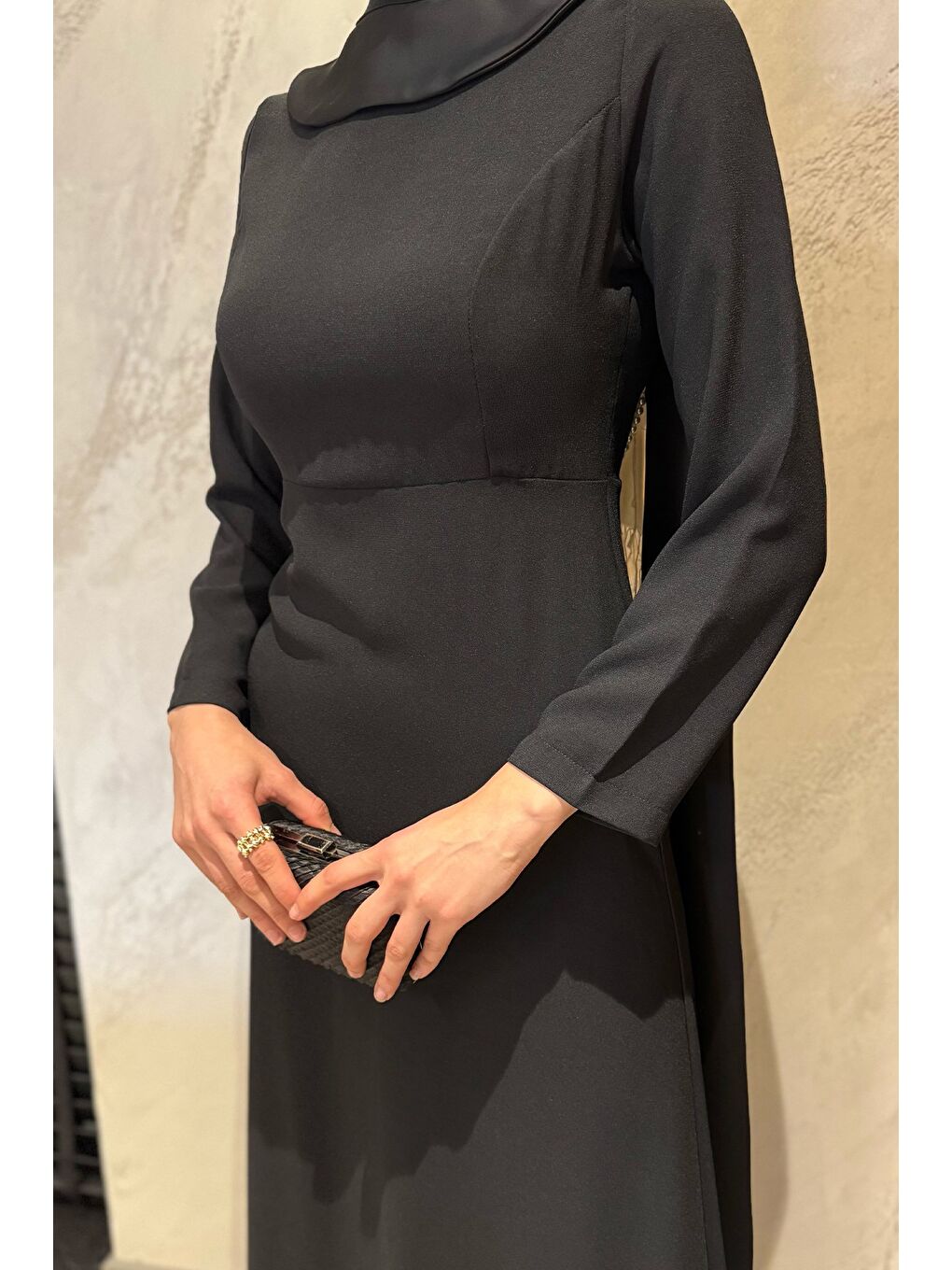 Siyah İnci Detaylı Tesettür Abiye Elbise-5