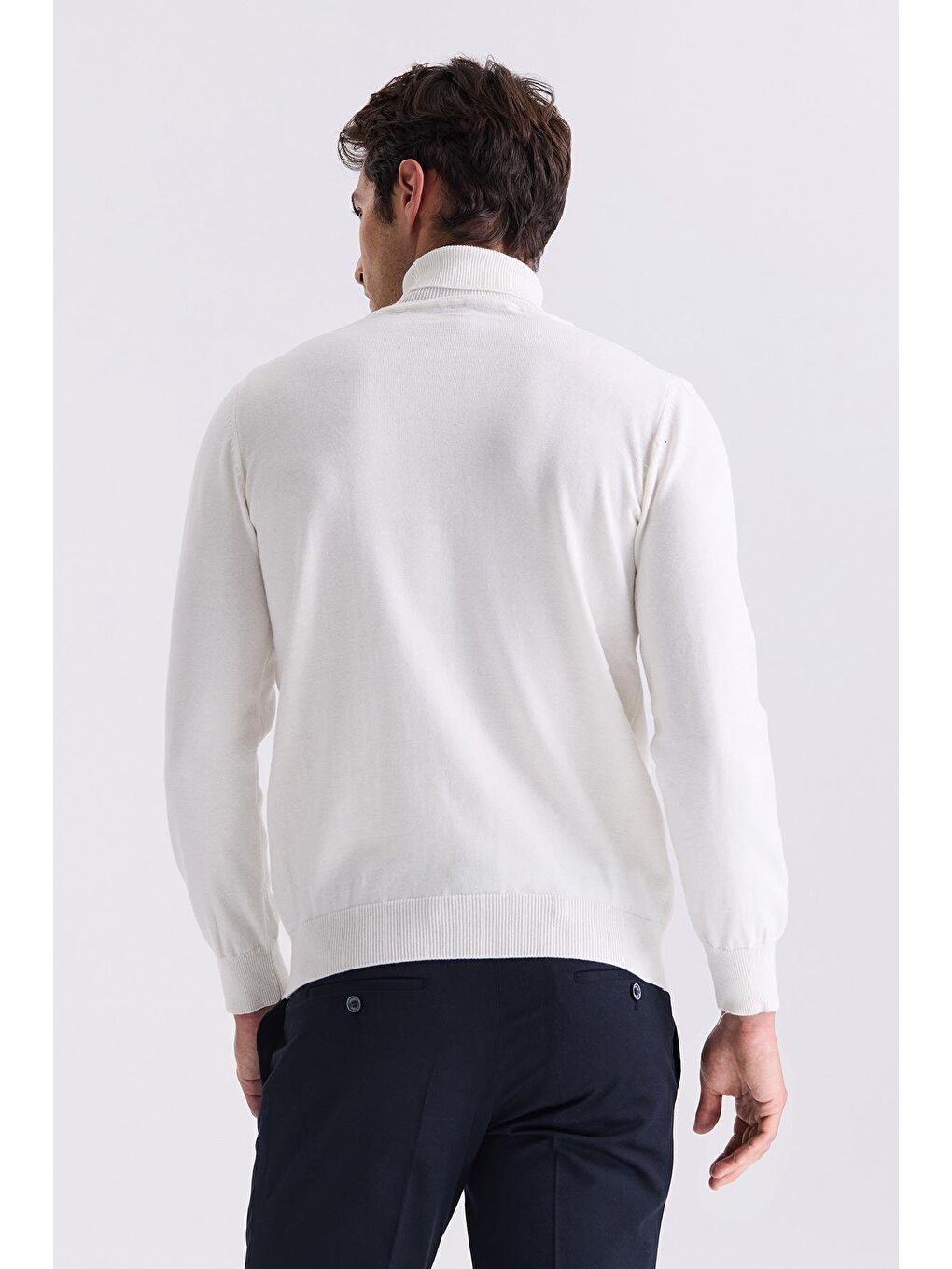 Ekru Slim Fit Tam Balıkçı Yaka Triko Kazak-3