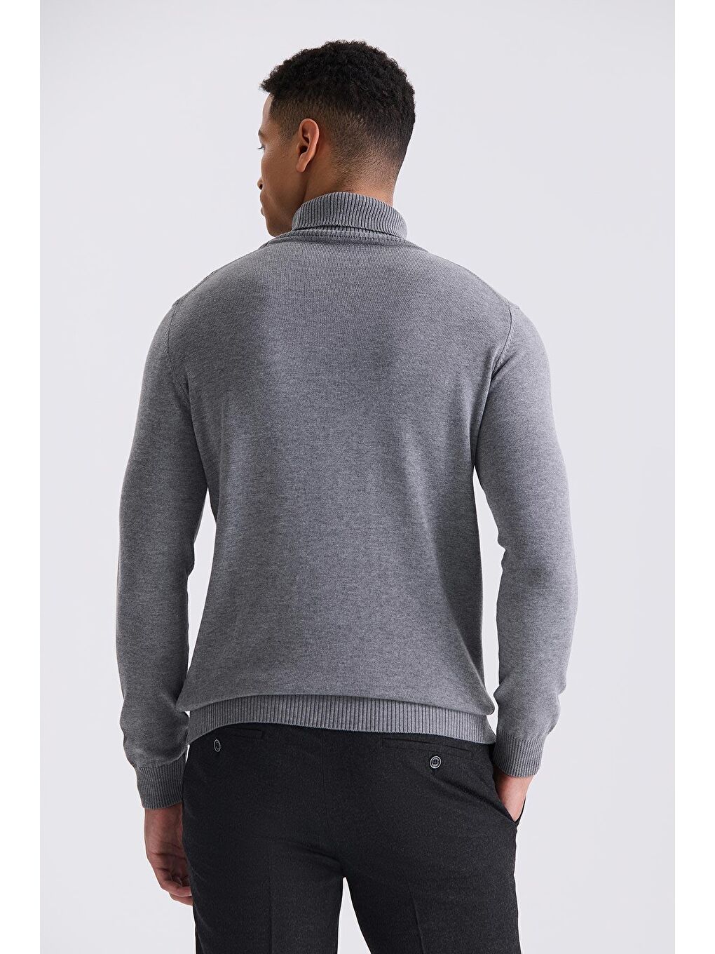 Gri Slim Fit Tam Balıkçı Yaka Desenli Triko Kazak-3