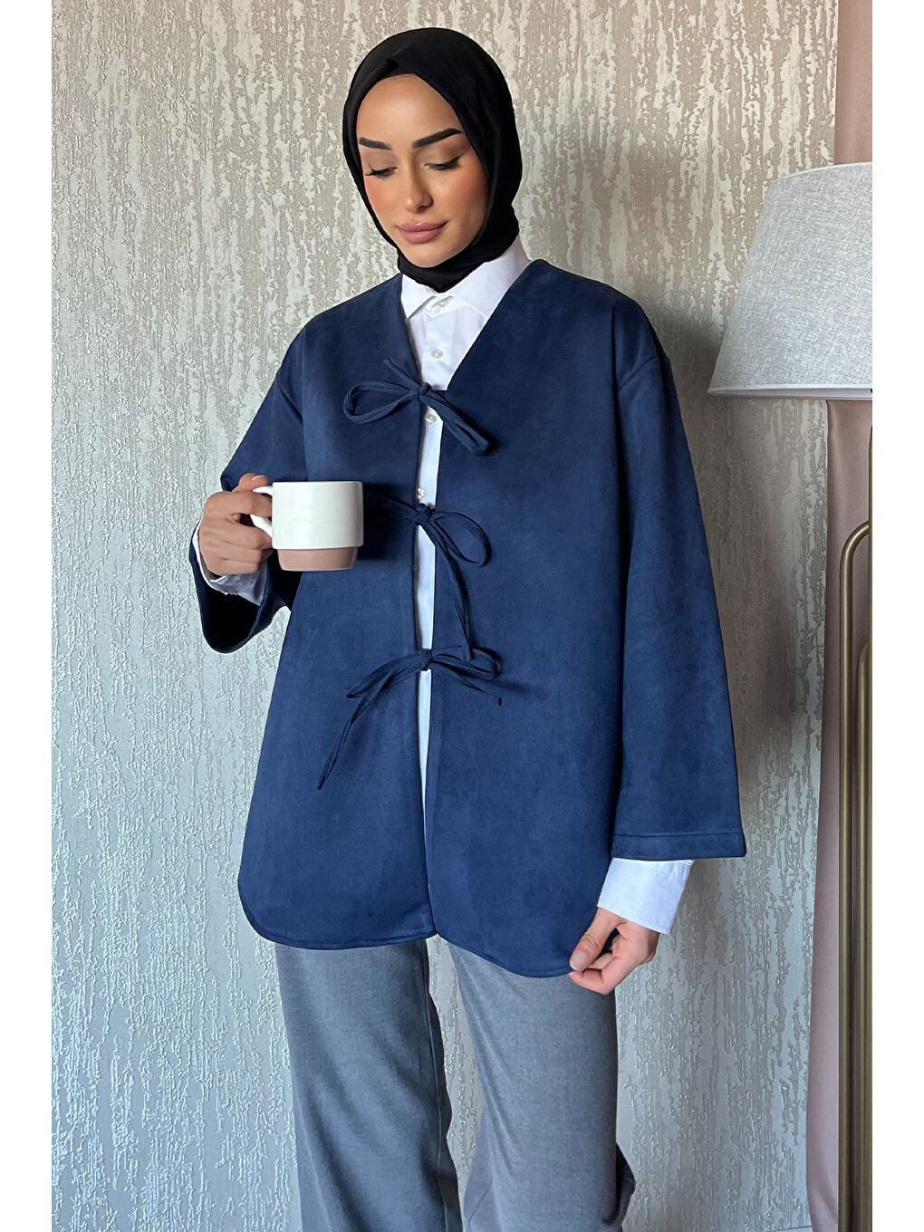 Lacivert Kadın Ön Bağlamalı Tesettür Süet Ceket