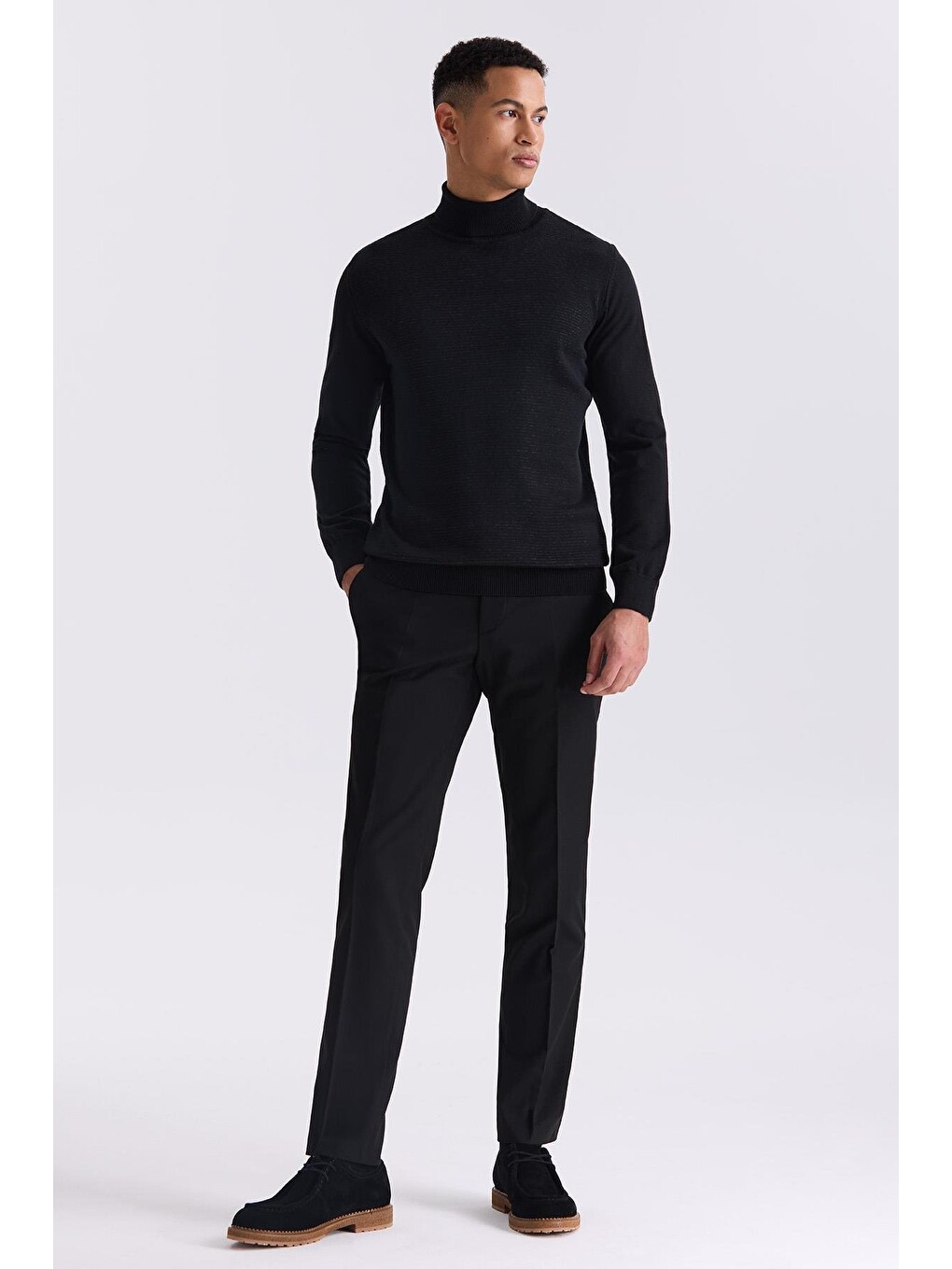 Siyah Slim Fit Tam Balıkçı Yaka Triko Kazak-1