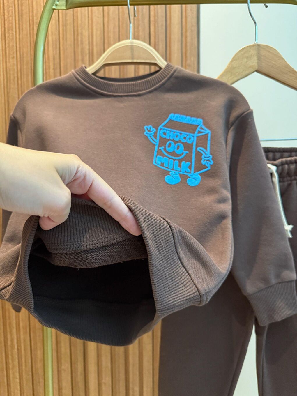 Erkek Çocuk Pamuklu Kahverengi Choco Milk Baskılı Eşofman Takım - Rahat Günlük Stil-7