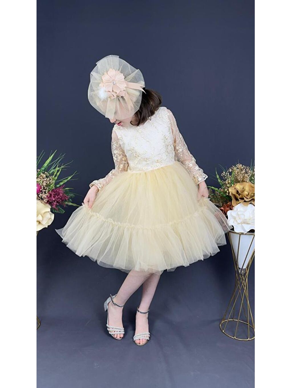 Ekru Uzun Kol Güpürlü Tokalı Vintage Abiye Elbise MNK0472-8