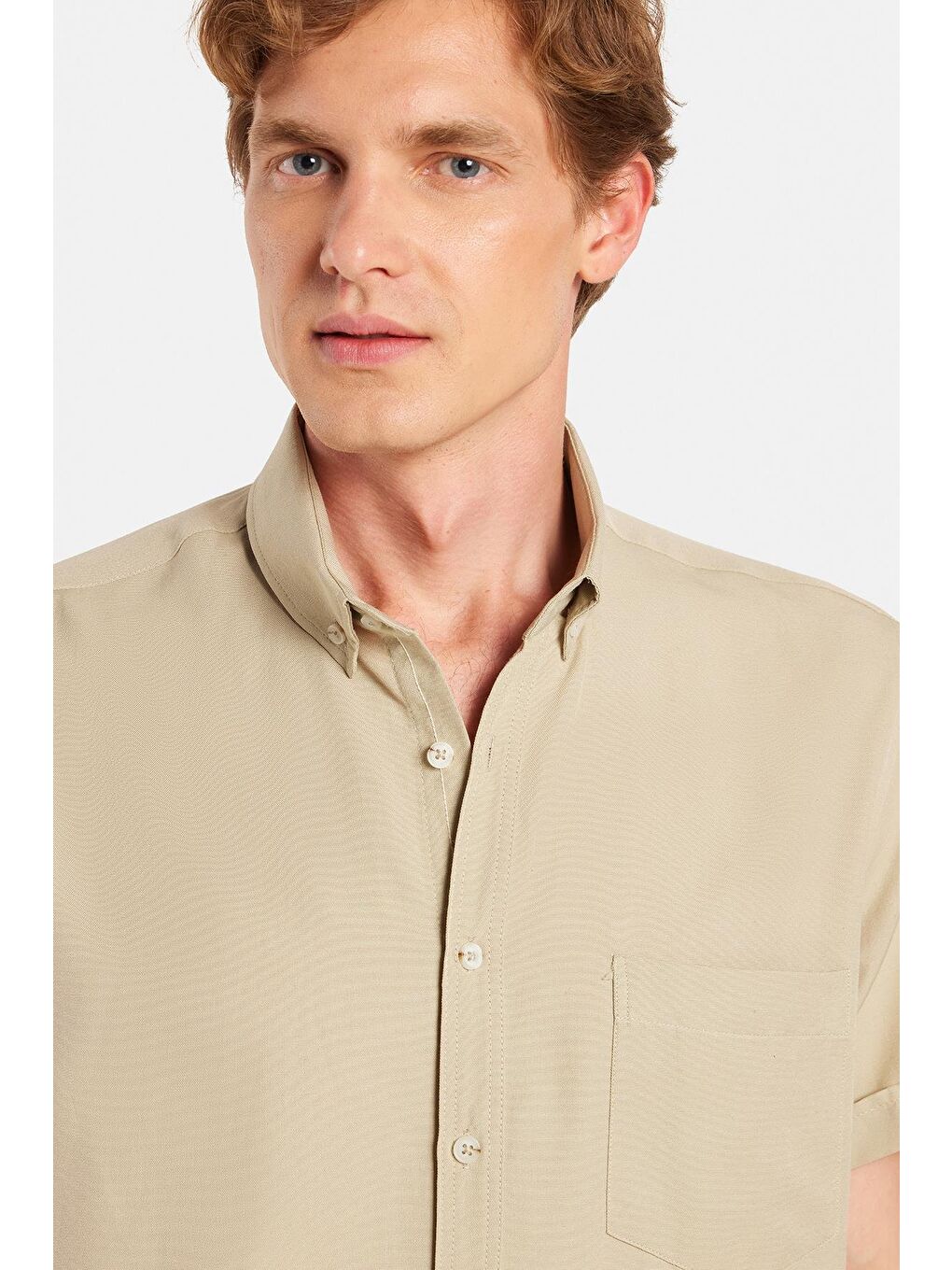 Bej Erkek Klasik Regular Fit Rahat Kesim Düğmeli Spor Yaka Oxford Pamuklu Kısa Kol Taş Gömlek-1