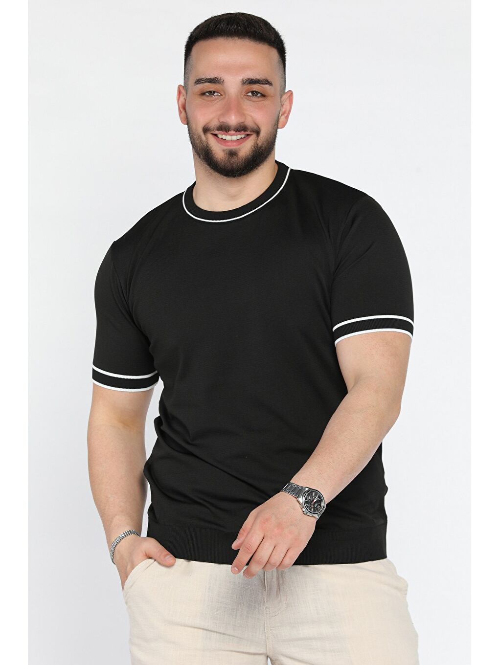 Siyah Bisiklet Yaka Erkek Triko Tişört